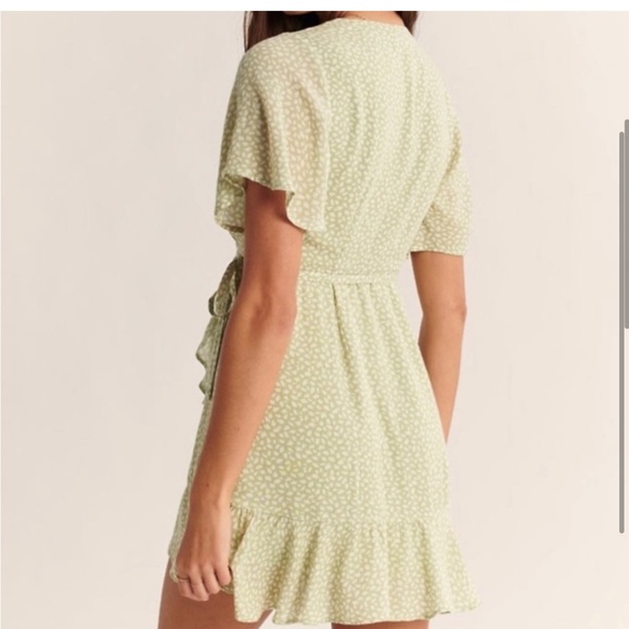 COPY - A&F Ruffle Hem Wrap Dress - Picture 2 of 6